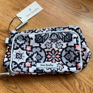 Vera Bradley compact organizer